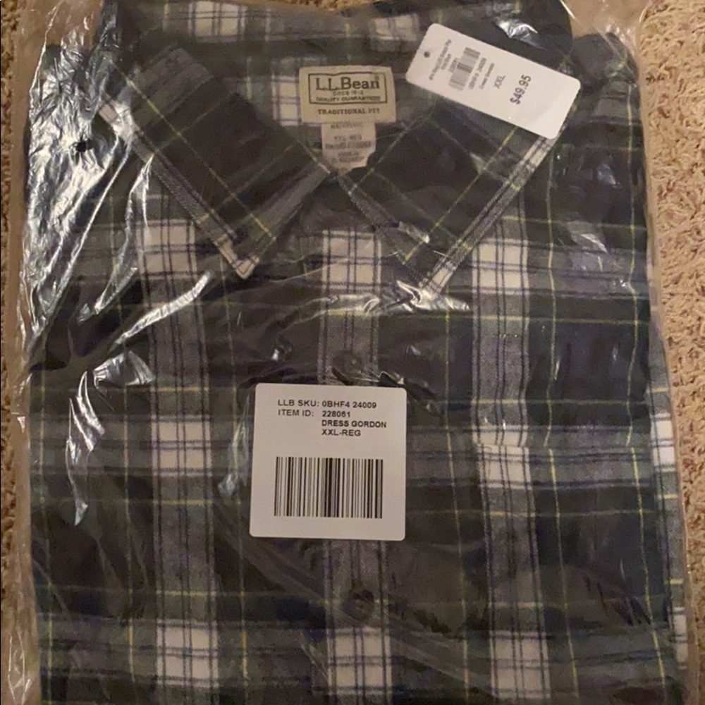 Green, blue, white flannel size xxl. Brand new